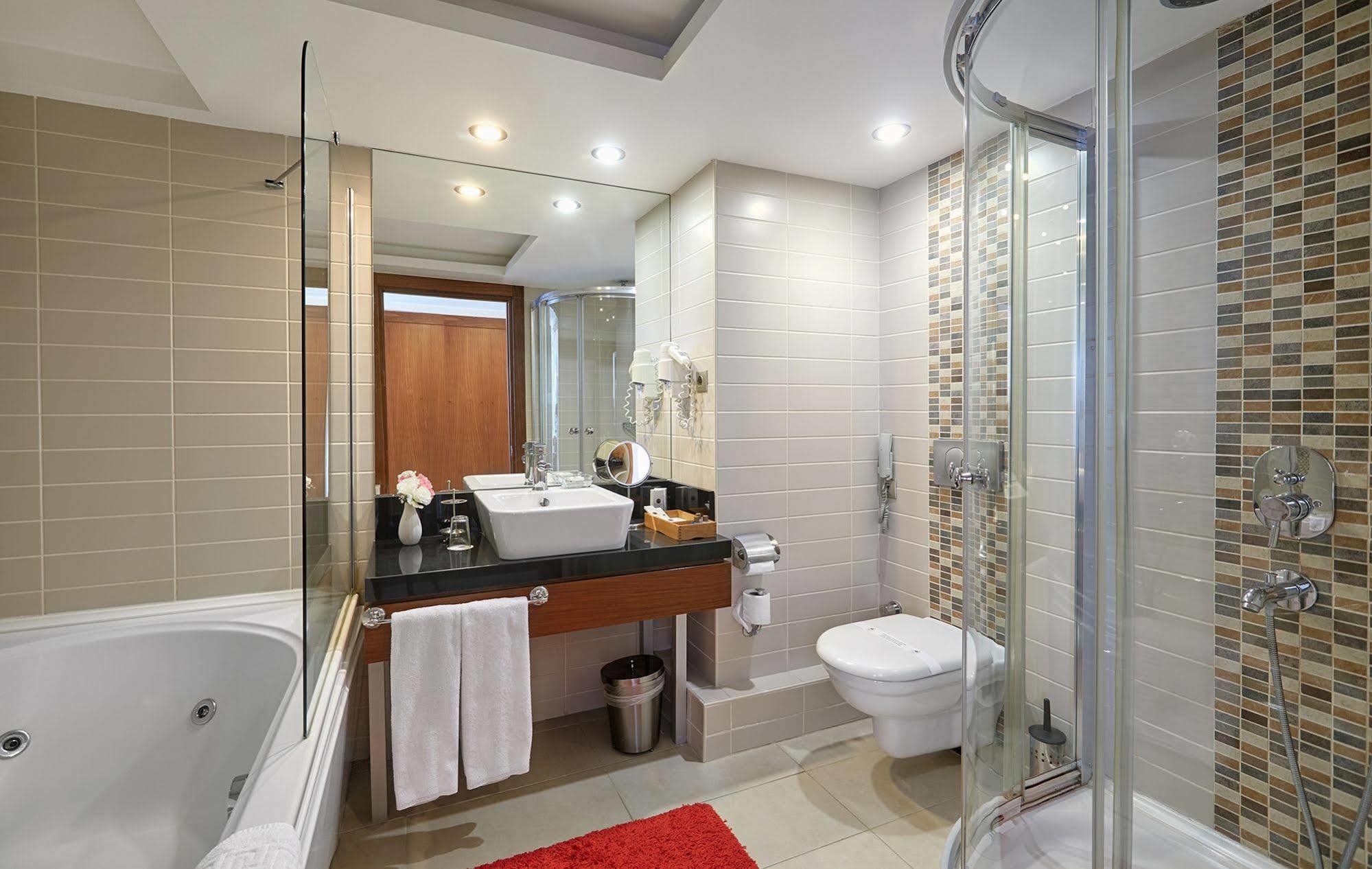 Kordon Hotel Pasaport İzmir Eksteriør bilde